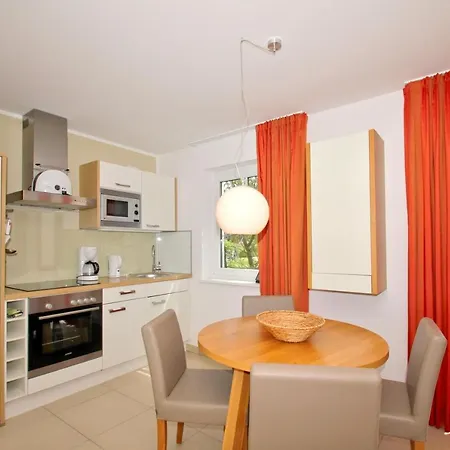 Rex Rugia Haus 29 - 03, Inklusive Sauna Und Schwimmbadnutzung Im Ahoi Sellin Apartment Lobbe